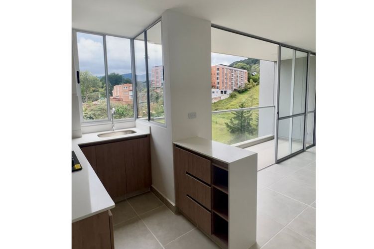 Apartamento de 2 alcobas en venta en La Ceja, 58 m² · foto 2 de 6