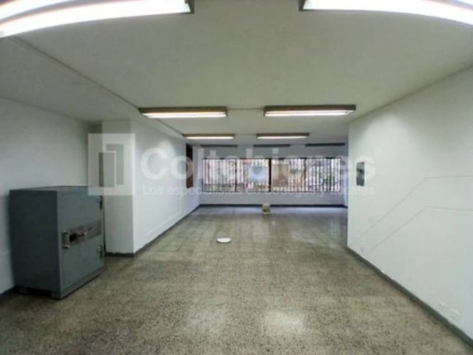 Local en arriendo en La Candelaria, Medellín, 360 m² · foto 8 de 19