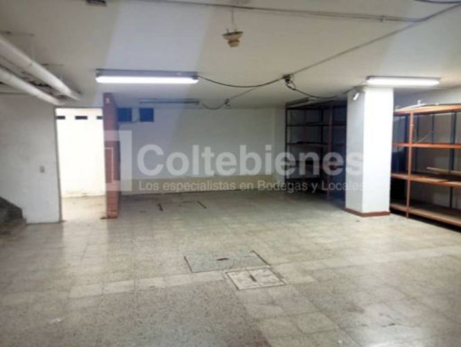 Local en arriendo en La Candelaria, Medellín, 360 m² · foto 15 de 19