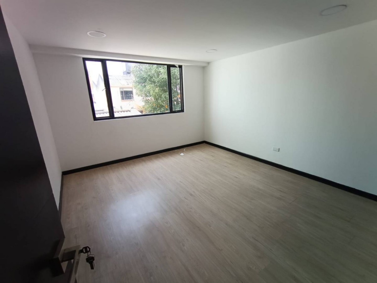Casa en venta en Fontibon, Bogotá · foto 18 de 24