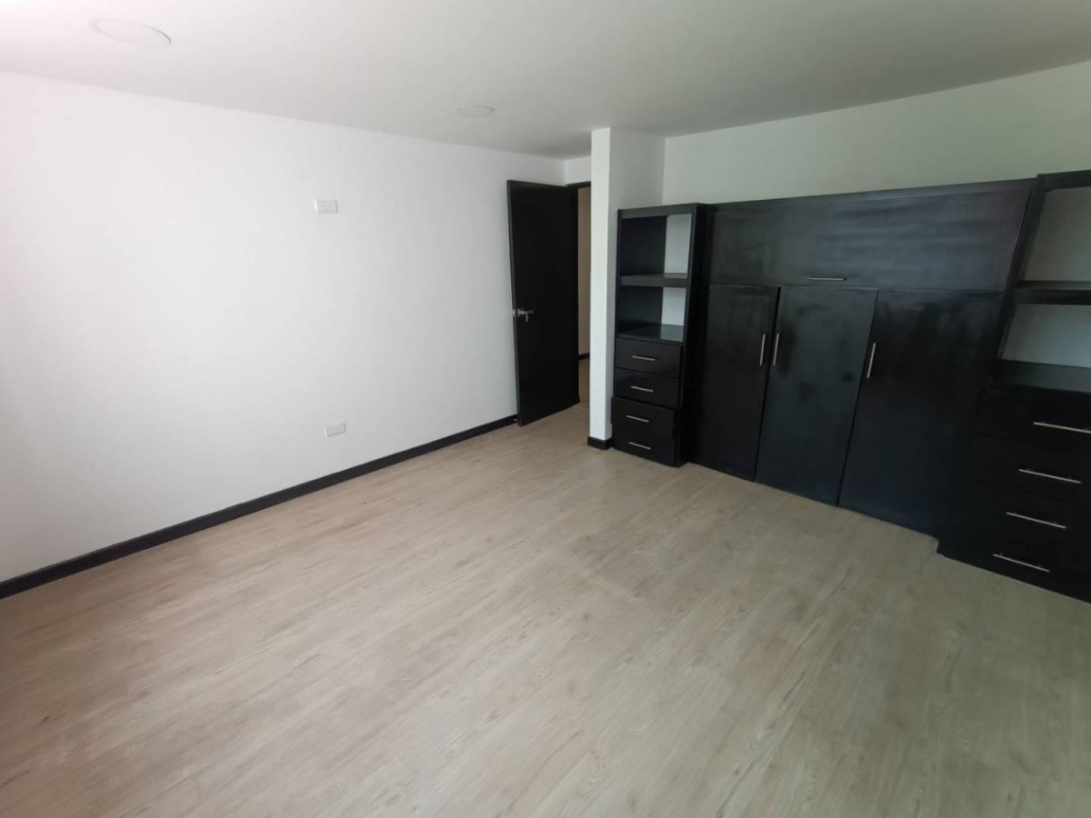 Casa en venta en Fontibon, Bogotá · foto 20 de 24
