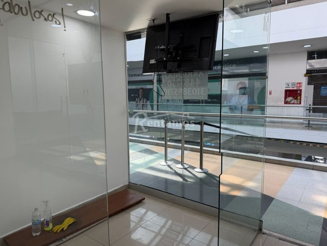 Local en arriendo en La Candelaria, Medellín, 20 m² · foto 19 de 19