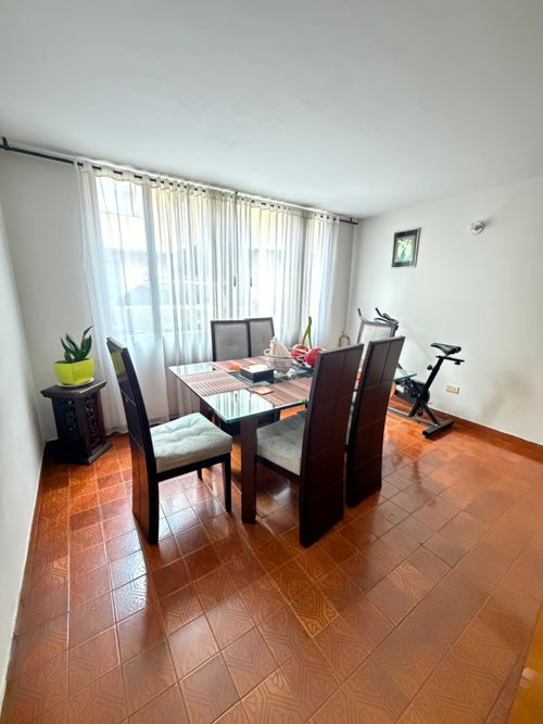 Casa de 6 alcobas en venta en Spring, Bogotá, 480 m² · foto 9 de 24