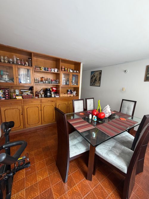 Casa de 6 alcobas en venta en Spring, Bogotá, 480 m² · foto 10 de 24