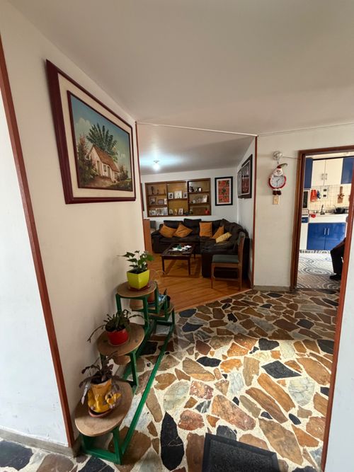 Casa de 6 alcobas en venta en Spring, Bogotá, 480 m² · foto 4 de 24
