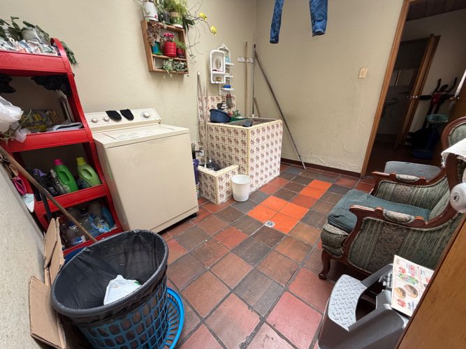 Casa de 6 alcobas en venta en Spring, Bogotá, 480 m² · foto 7 de 24