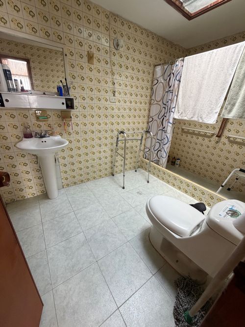 Casa de 6 alcobas en venta en Spring, Bogotá, 480 m² · foto 16 de 24