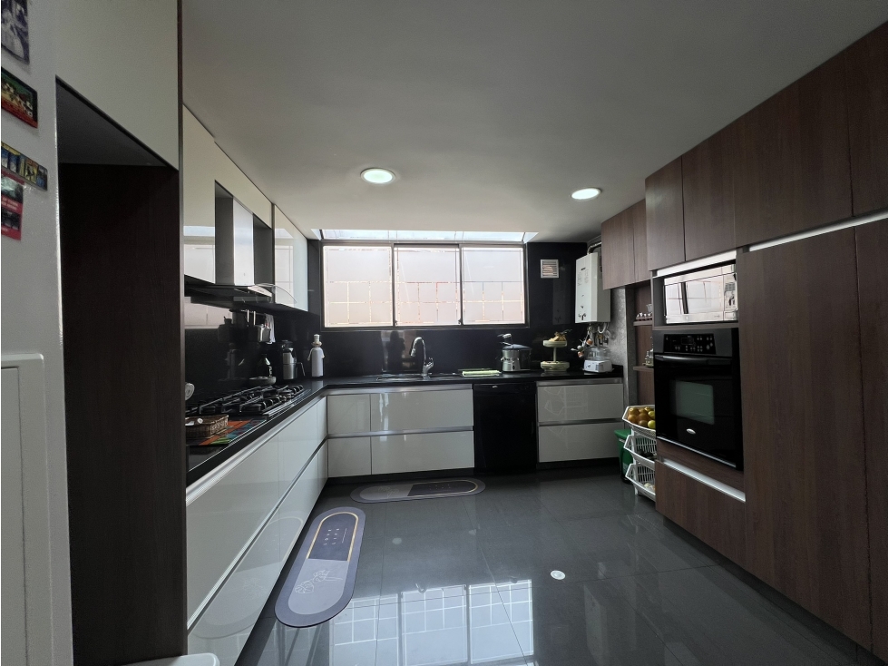 Casa en venta en Altos De Suba, Bogotá · foto 7 de 24