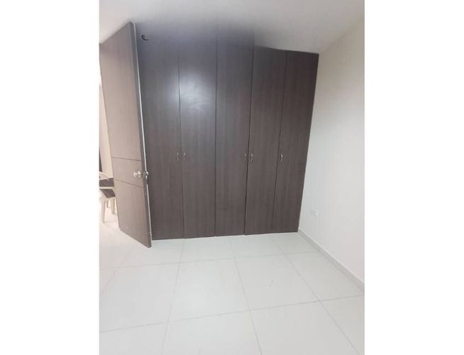 Apartamento de 3 alcobas en venta en El Cinal, Bucaramanga, 80 m² · foto 9 de 14
