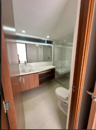 Apartamento en venta en Loma De Las Brujas, Envigado · foto 8 de 9