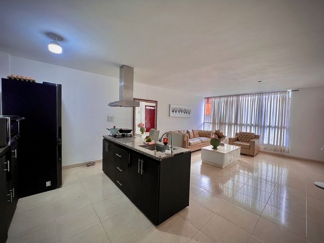Apartamento de 3 alcobas en venta en Centro, Bello, 90 m² · foto 3 de 14