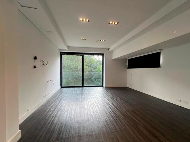 Apartamento en arriendo en Los Balsos, Medellín · foto 4 de 13