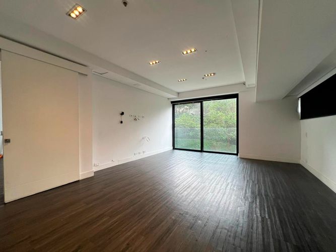 Apartamento en arriendo en Los Balsos, Medellín · foto 3 de 13