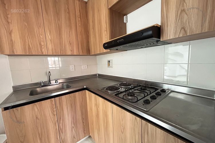 Apartamento de 2 alcobas en arriendo en Las Lomas No.2, Medellín, 67 m² · foto 9 de 18