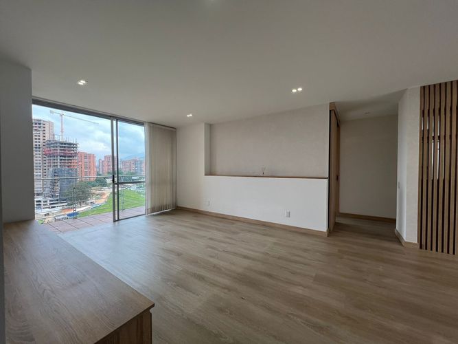 Apartamento de 2 alcobas en arriendo en El Poblado, Medellín, 100 m² · foto 2 de 15