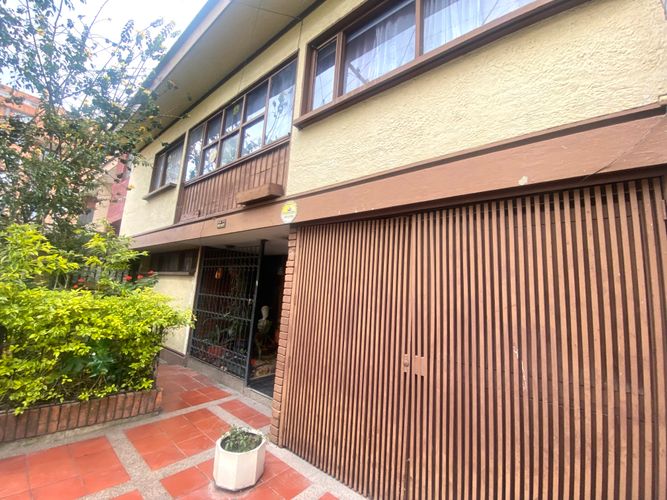 Casa de 3 alcobas en venta en Campin, Bogotá, 195 m² · foto 3 de 3