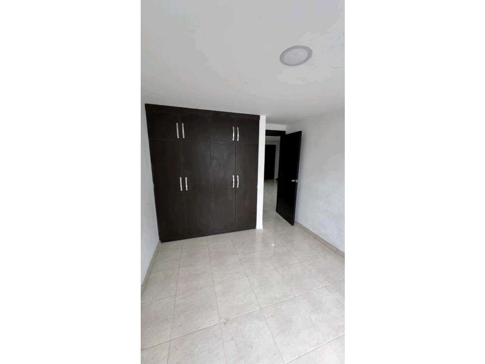 Apartamento en venta en El Bosque, Manizales · foto 5 de 9