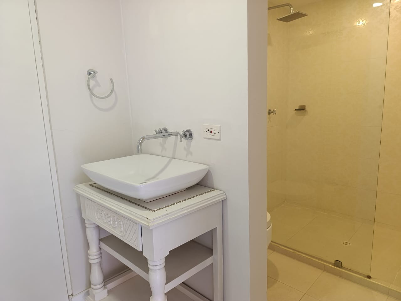 Apartamento en arriendo en El Poblado, Medellín · foto 16 de 19