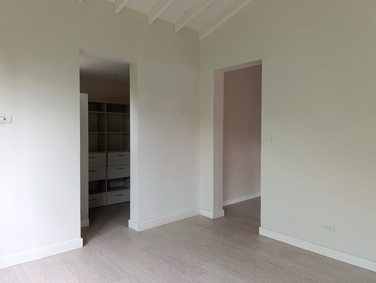Apartamento en arriendo en El Poblado, Medellín · foto 12 de 19