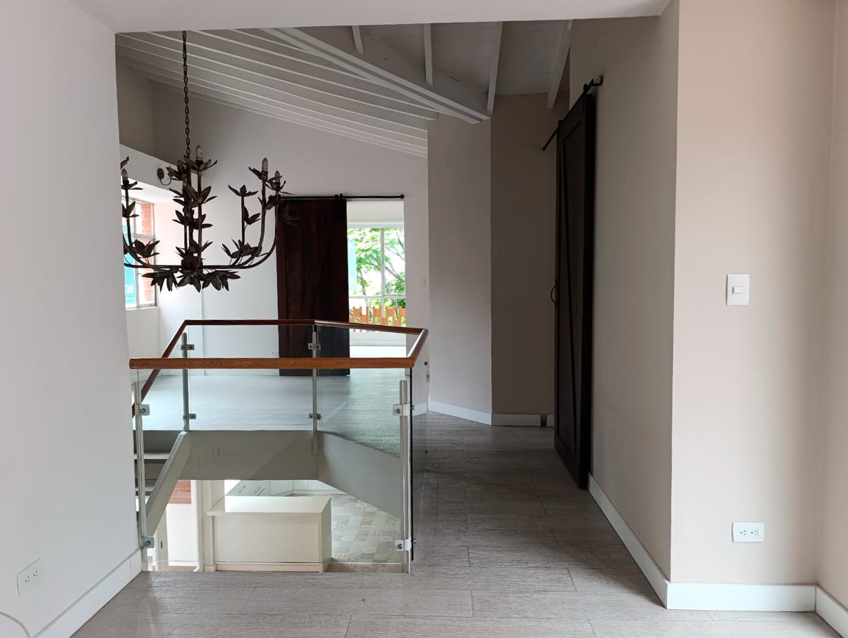 Apartamento en arriendo en El Poblado, Medellín · foto 10 de 19