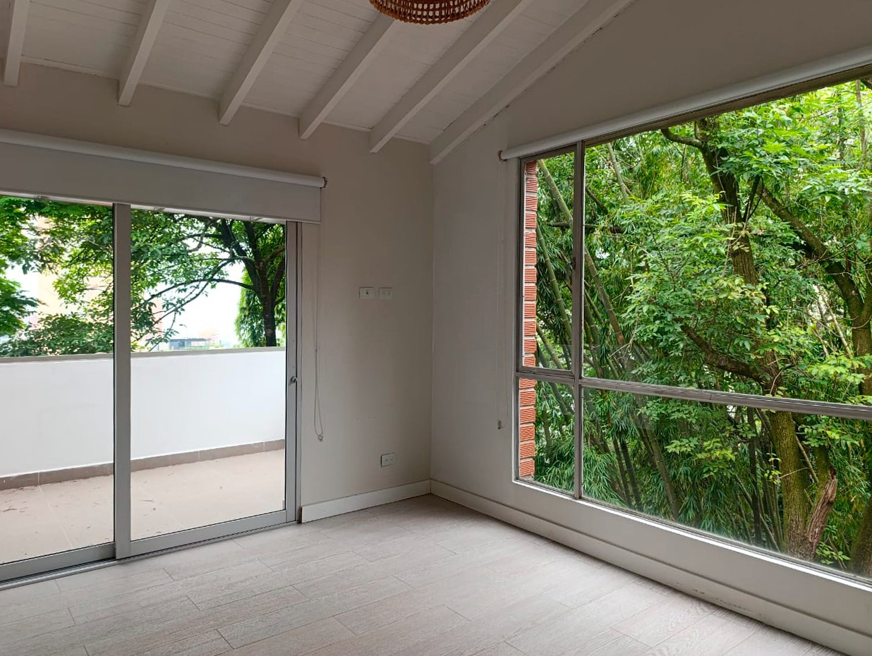 Apartamento en arriendo en El Poblado, Medellín · foto 13 de 19