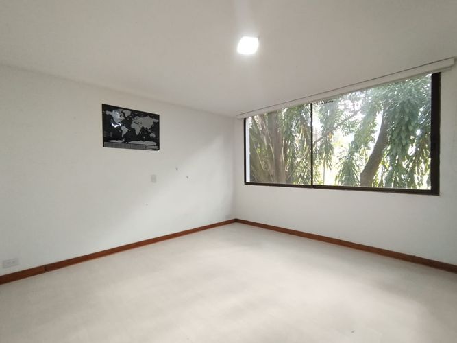 Apartamento de 4 alcobas en arriendo en El Poblado, Medellín, 320 m² · foto 13 de 20