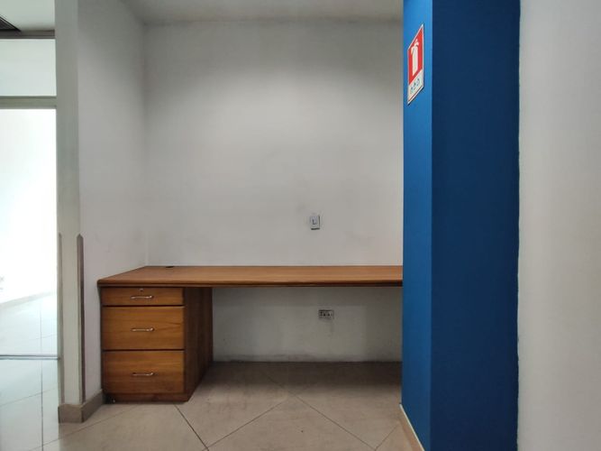 Local en arriendo en Villa Nueva, Medellín, 38 m² · foto 4 de 10