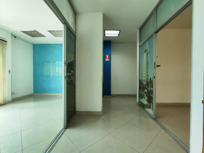 Local en arriendo en Villa Nueva, Medellín, 38 m² · foto 6 de 10