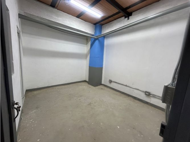 Bodega en arriendo en Prado, Medellín, 240 m² · foto 6 de 12