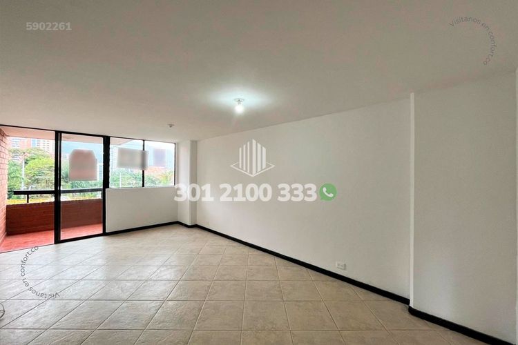 Apartamento de 3 alcobas en arriendo en Los Balsos, Medellín, 90 m² · foto 3 de 24