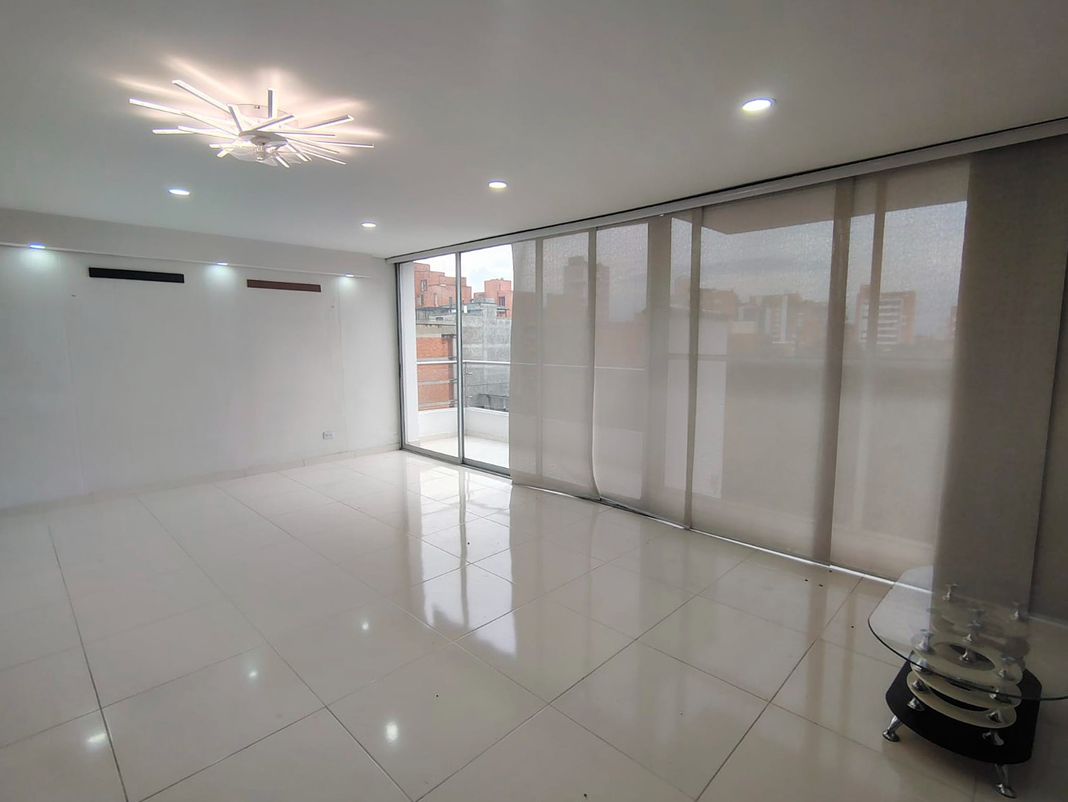 Apartamento en arriendo en Laureles, Medellín · foto 5 de 16