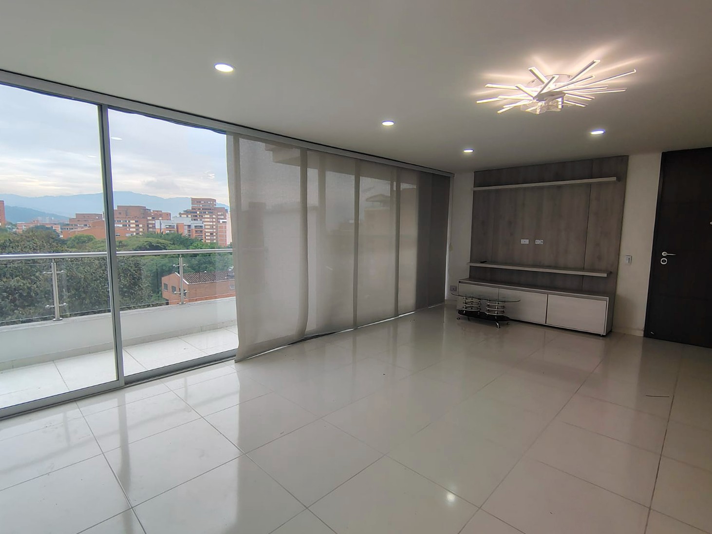 Apartamento en arriendo en Laureles, Medellín · foto 10 de 16