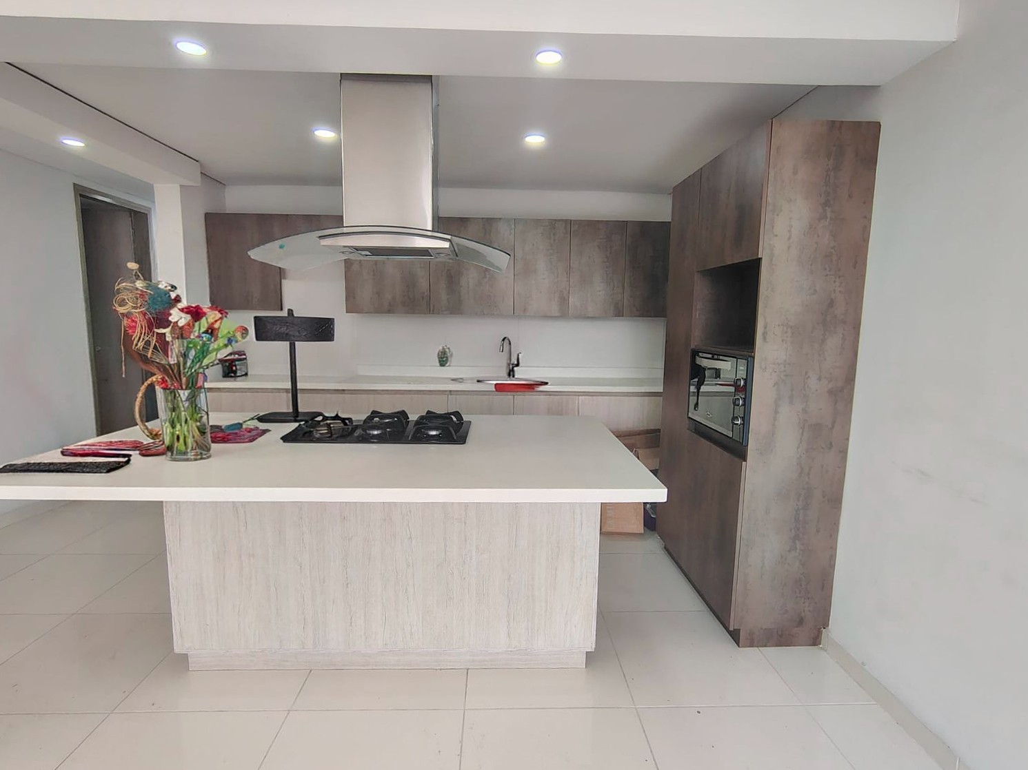 Apartamento en arriendo en Laureles, Medellín · foto 8 de 16