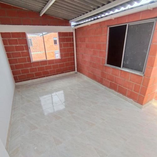 Casa de 4 alcobas en venta en Ciudad Country, Jamundí, 85 m² · foto 14 de 21