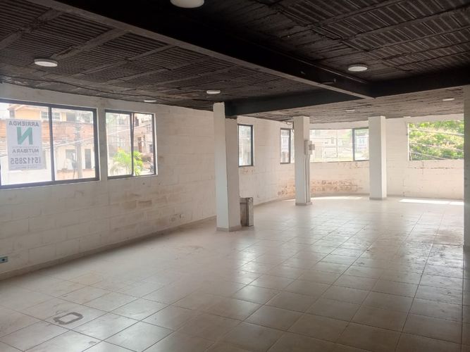 Local en arriendo en Aranjuez, Medellín, 120 m² · foto 8 de 13