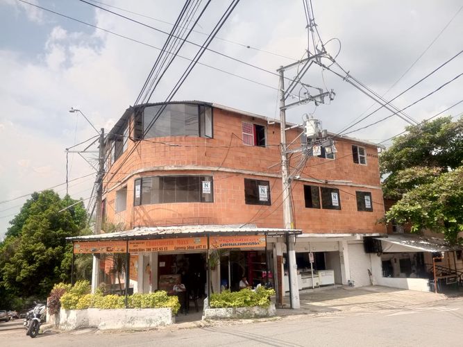 Local en arriendo en Aranjuez, Medellín, 120 m² · foto 13 de 13