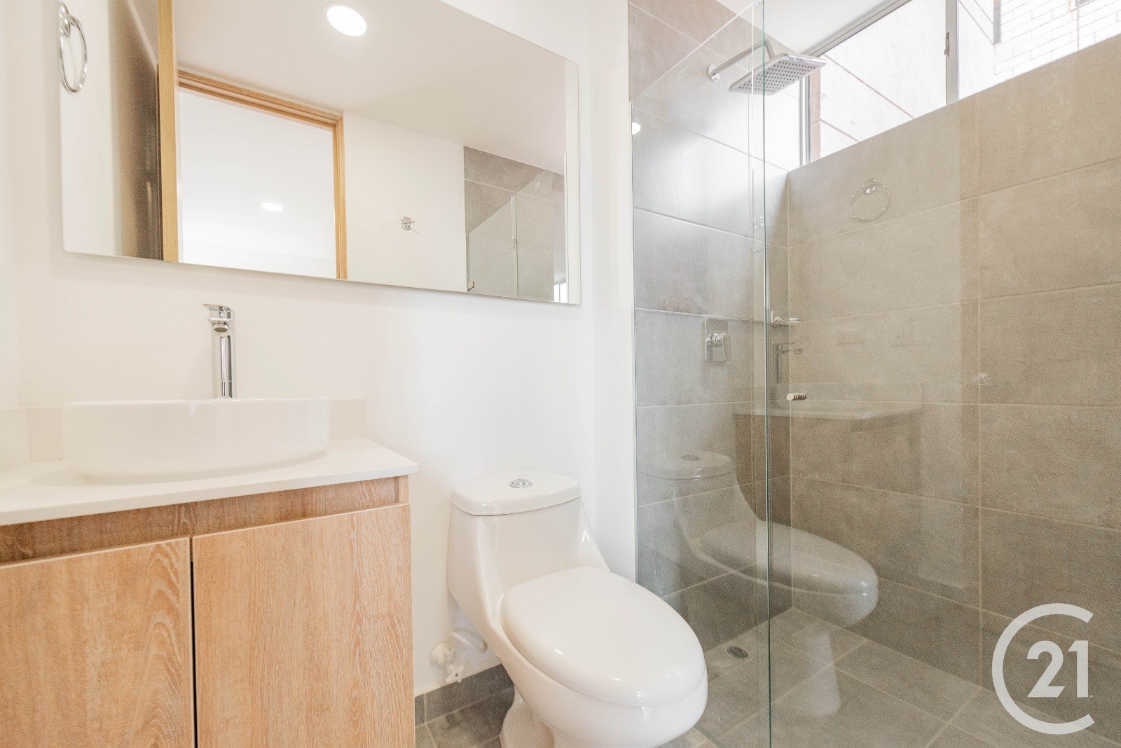 Apartamento en venta en Ditaires, Medellín · foto 2 de 20