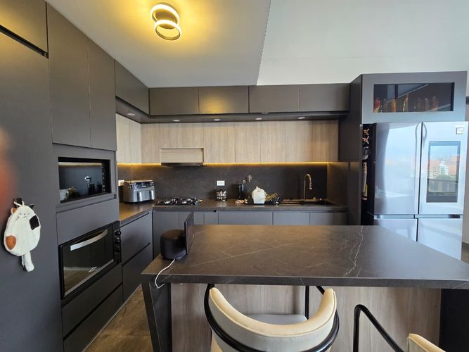 Apartamento de 3 alcobas en venta en Belén, Medellín, 140 m² · foto 5 de 16