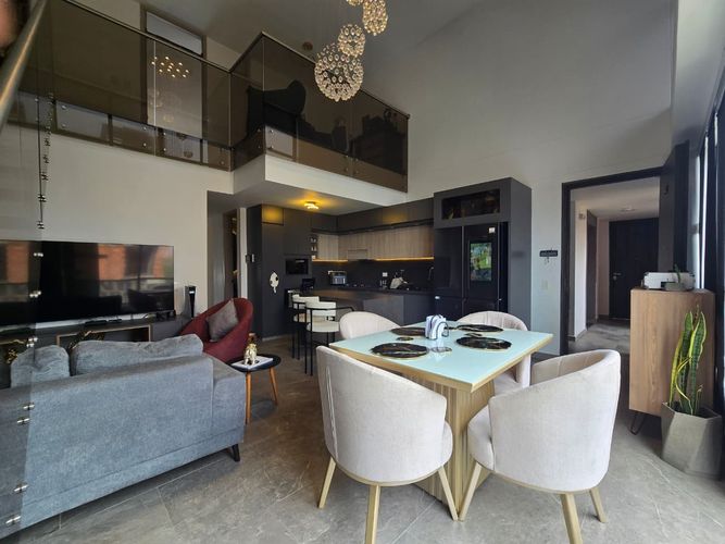 Apartamento de 3 alcobas en venta en Belén, Medellín, 140 m² · foto 2 de 16