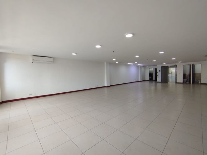Oficina en arriendo en San Vicente, Cali, 135 m² · foto 6 de 16