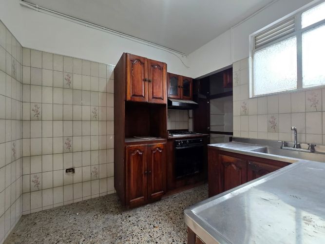 Oficina en arriendo en Belén, Medellín, 183 m² · foto 2 de 14
