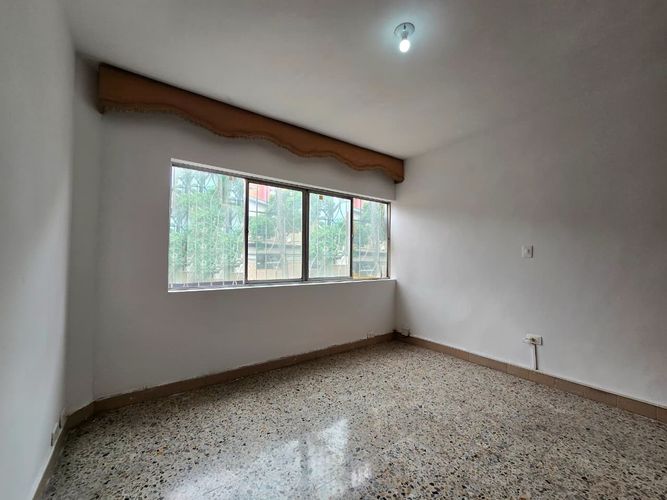 Oficina en arriendo en Belén, Medellín, 183 m² · foto 9 de 14