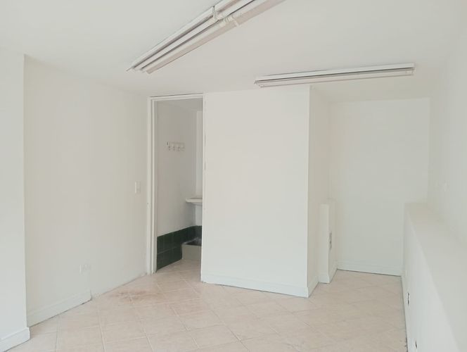 Local en arriendo en Laureles, Medellín, 17 m² · foto 3 de 8