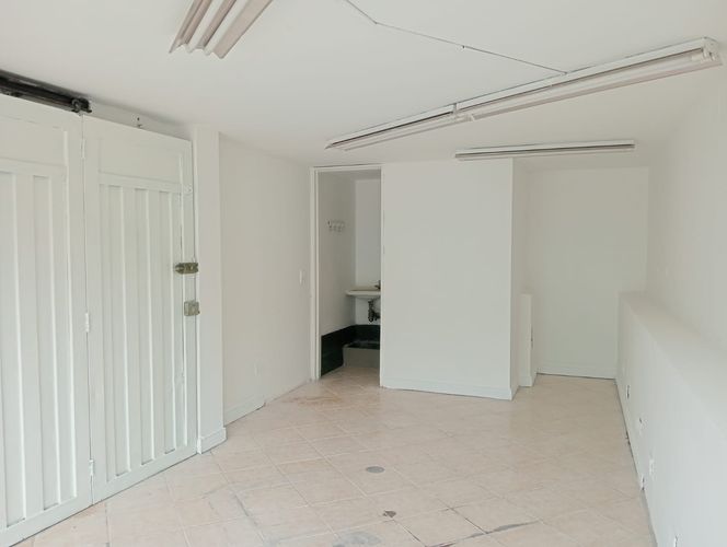 Local en arriendo en Laureles, Medellín, 17 m² · foto 5 de 8