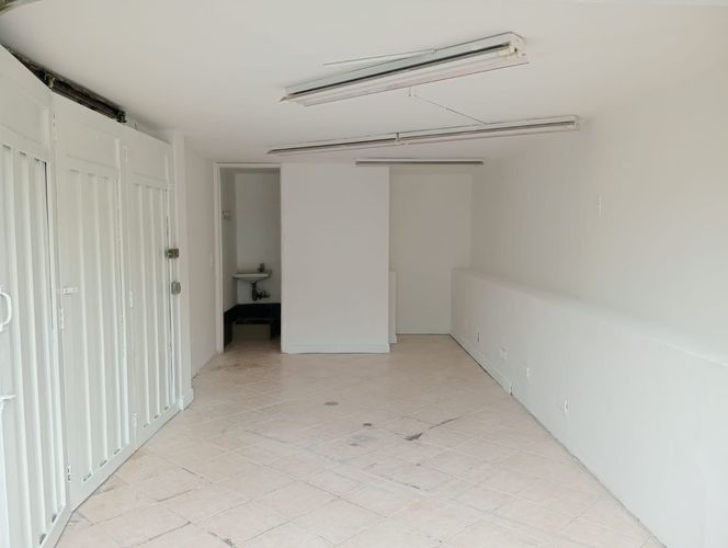 Local en arriendo en Laureles, Medellín, 17 m² · foto 4 de 8
