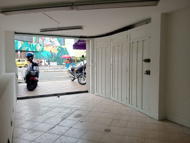 Local en arriendo en Laureles, Medellín, 17 m² · foto 8 de 8