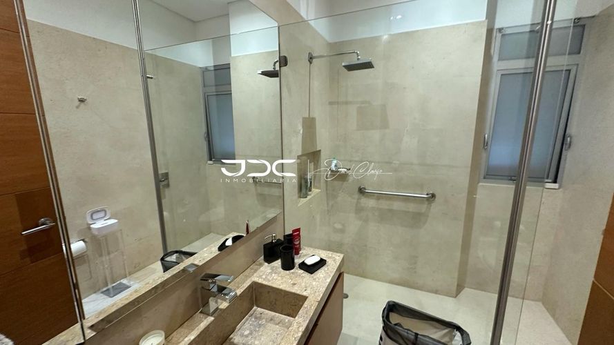 Apartamento de 4 alcobas en venta en Los Rosales, Bogotá, 452 m² · foto 9 de 14