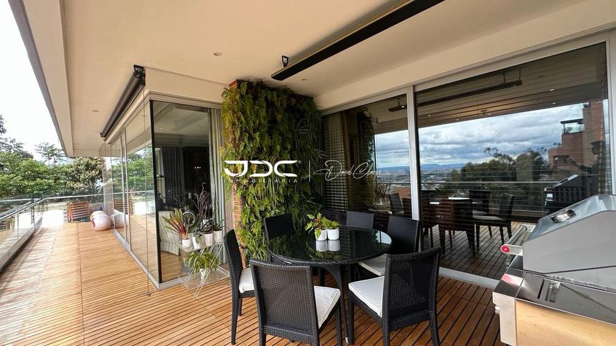 Apartamento de 4 alcobas en venta en Los Rosales, Bogotá, 452 m² · foto 12 de 14