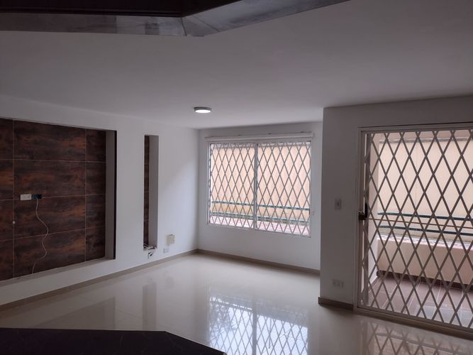 Apartamento de 3 alcobas en venta en Sector La Luisa Bella Suiza, Cali, 82 m² · foto 13 de 17