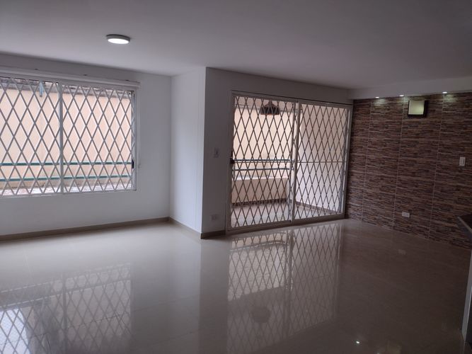 Apartamento de 3 alcobas en venta en Sector La Luisa Bella Suiza, Cali, 82 m² · foto 15 de 17